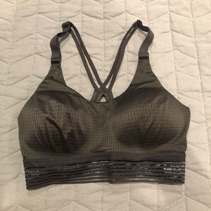 Black victorious sport sports bra